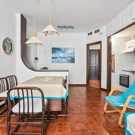 Camogli Bright Apartment With Parking Exterior photo